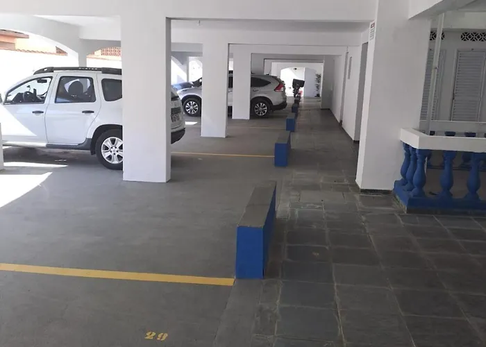 200m da Praia Grande e 200m da Praia Tenório